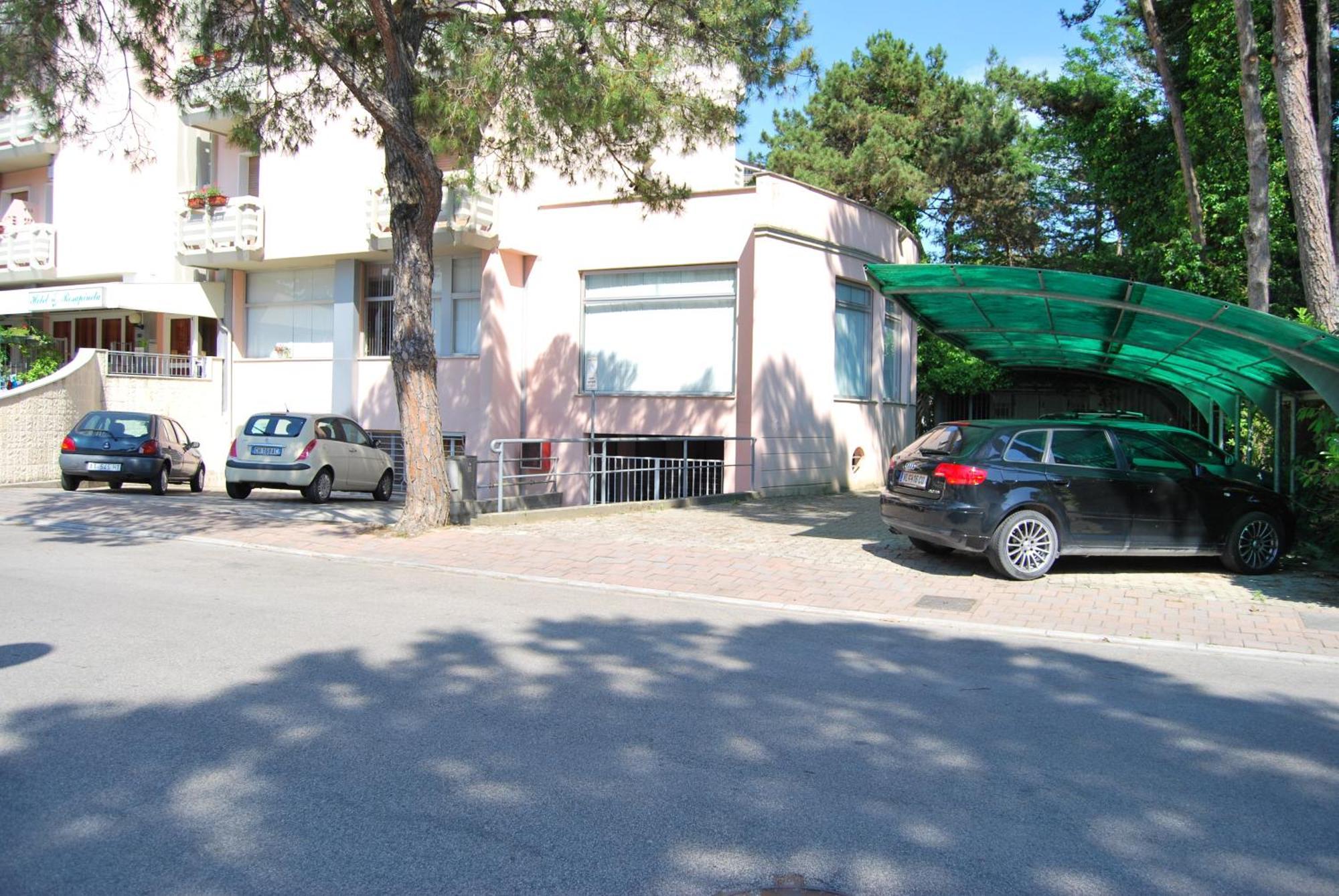 Hotel Rosapineta - Adults Only Lignano Sabbiadoro Exterior foto